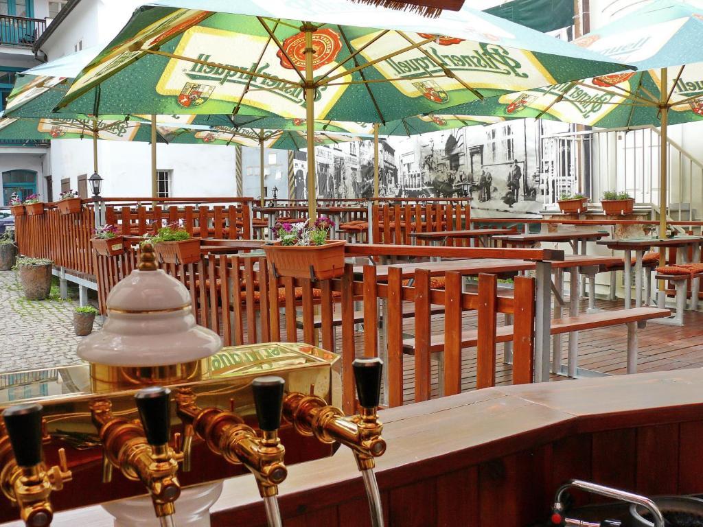 Hotel U Salzmannu プルゼニ エクステリア 写真