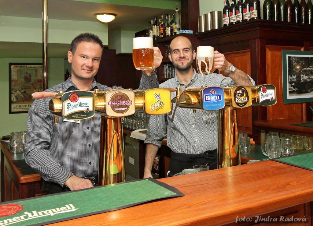 Hotel U Salzmannu プルゼニ エクステリア 写真